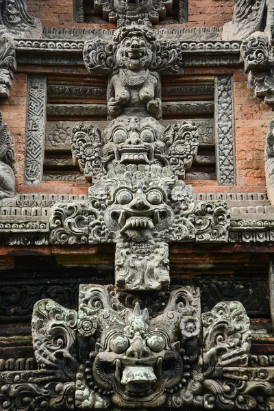 Templo do macaco em Bali Monkey Forest, Indonésia — Fotografia de Stock