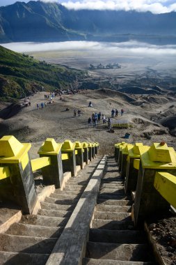 mount bromo RIM için merdiven