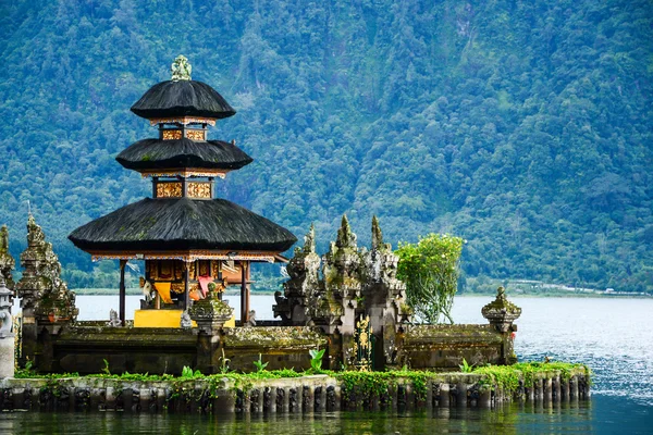 Pura ulun danu bratan Bali, Endonezya