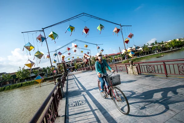 Köprü Hoi an, eski vietnam şehir — Stok fotoğraf