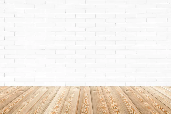 Camera interna con parete in mattoni e pavimento in legno — Foto Stock