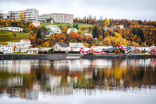 Akureyri im Herbst von Island — Stockfoto