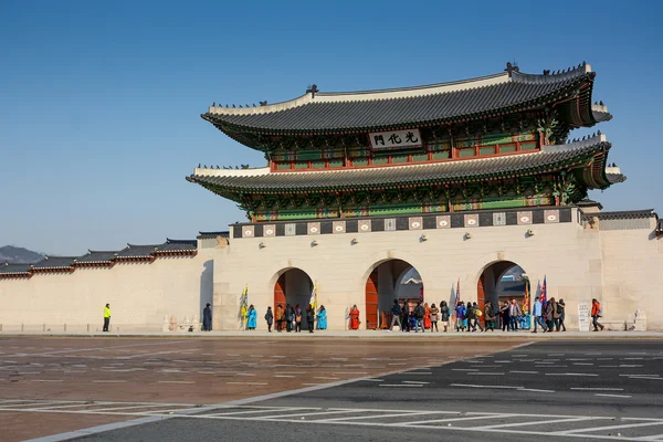 Kapı Gyeongbokgung Sarayı Seoul, Güney Kore — Stok fotoğraf