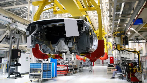 Fabricación Coches Transportador Planta Detenido Vehículo Pasajeros Sin Terminar — Foto de Stock