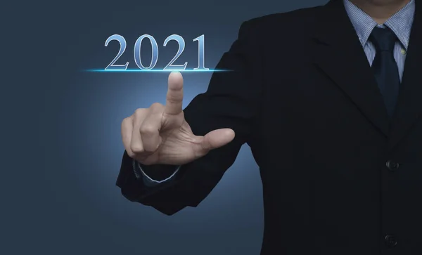 商务人员在渐变的浅蓝色背景上按2021年的文字 新年快乐 2021年日历封面概念 — 图库照片