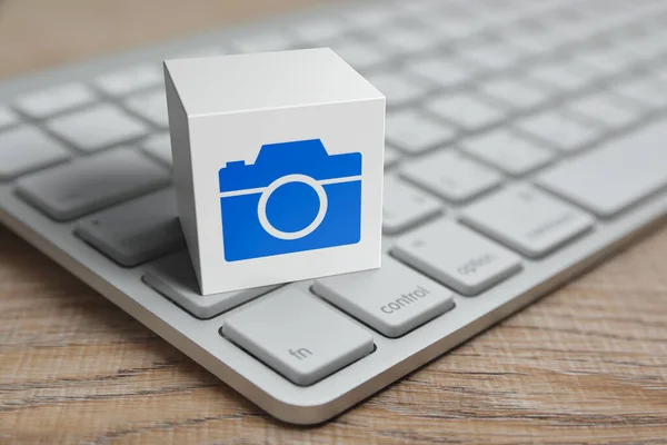 Macchina Fotografica Icona Piatta Cubo Blocco Bianco Con Tastiera Moderna — Foto Stock