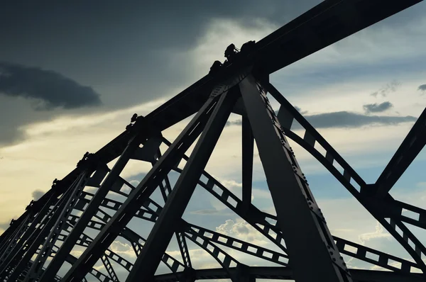 Silhouette of a bridge — Stock Photo, Image