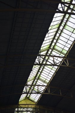 Cam çatı Bangkok tren istasyonunda