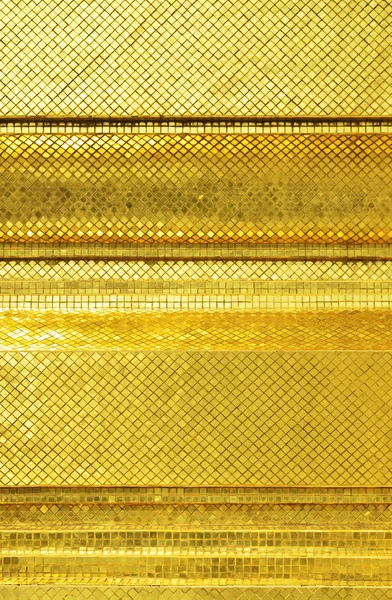 Golden wall at Wat Phra Kaew — Stock Photo, Image