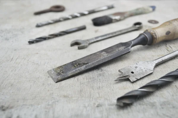 Surtido de herramientas de trabajo antiguas en madera — Foto de Stock