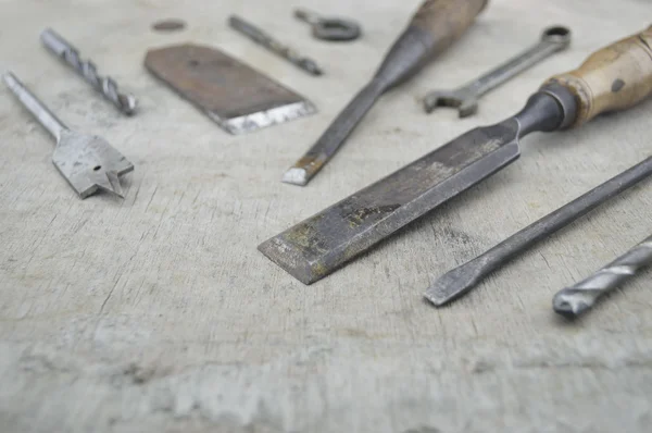 Surtido de herramientas de trabajo antiguas en madera — Foto de Stock