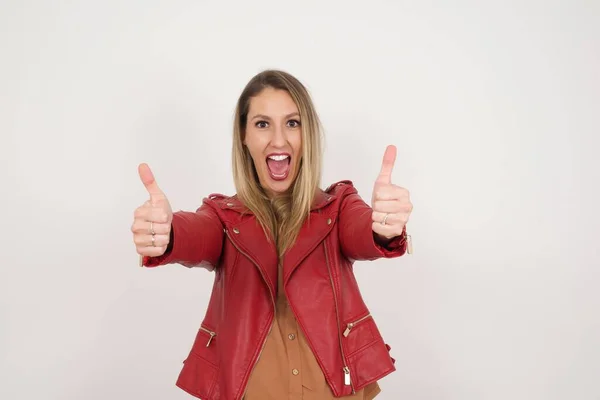 Good Job Portrait Happy Smiling Blue Eyed Young Successful Woman — Stock Photo, Image