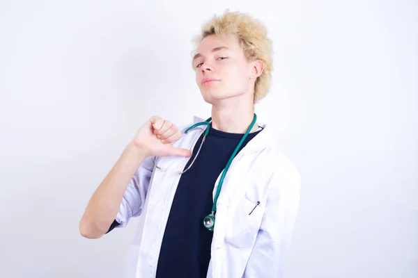 Closeup Cheerful Doctor Looks Joyful Satisfied Confident Points Himself Thumb — Stock Photo, Image