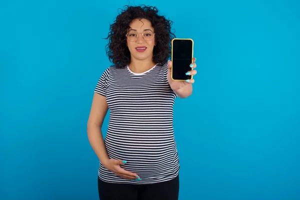 Charming Adorable Pregnant Woman Holding Modern Device Showing Black Screen — Stock Photo, Image