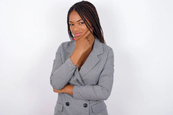 Thoughtful Smiling Young Beautiful African American Businesswoman Keeps Hand Chin — Stock Photo, Image