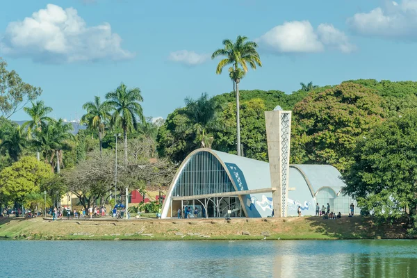 Seyahat konusu kavramı - Minas Gerais, Brezilya sarı işareti
