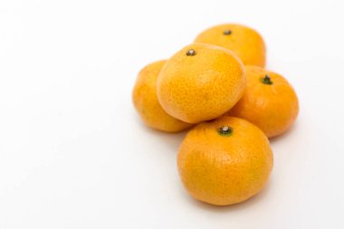 turuncu beyaz arkaplan.