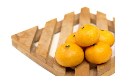 turuncu beyaz arkaplan.