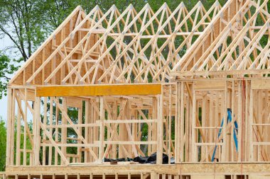 Yeni evin kirişleri ve çerçeveleri