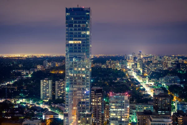 Ciudad de noche —  Fotos de Stock