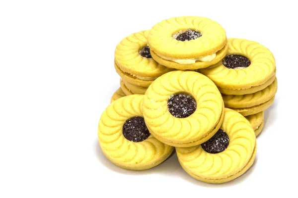 Beyaz arka plan üzerinde reçelli bisküvi — Stok fotoğraf