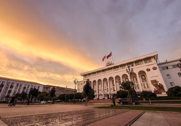 Makhachkala Zonsondergang Het Centrale Plein — Stockfoto