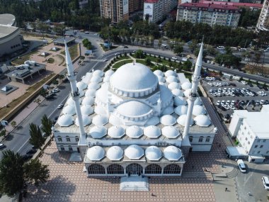 Yukarıdan Büyük Makhaçkala Camii