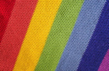 joven coqueteandoGökkuşağı doku