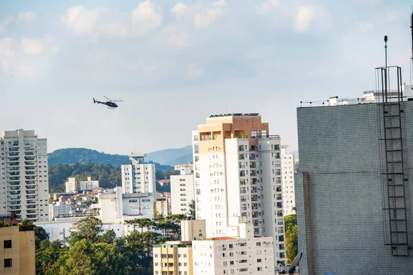Sao Paulo Sao Paulo - Brezilya - 05: 12 Helicopter Sao Paulo şehrinin kuzey bölgesinde 