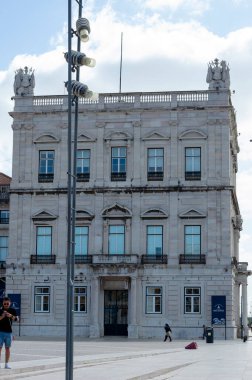 Lizbon, Portekiz 14 Temmuz 2021. Comercio 'nun ünlü mekanının manzarası. Lizbon, Portekiz