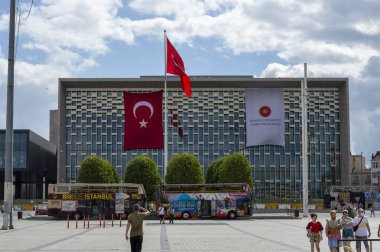 09 05 2021 İstanbul Türk tramvay hattı ünlü Taksim Meydanı Tarlabaşı Caddesi