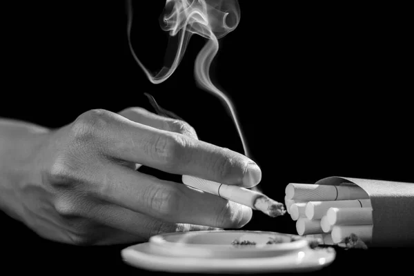 Closeup Hand Holding Cigarette — Stock Photo, Image