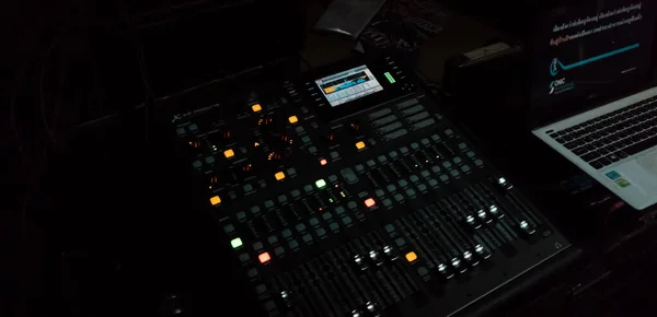 Mixer Console Música Controle Tecnologia Equipamentos Áudio — Fotografia de Stock