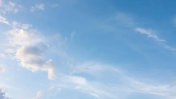 Aard Van Blauwe Lucht Met Wolk Zonsondergang Licht Achtergrond Van — Stockfoto
