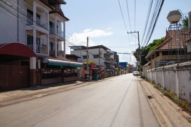 Görüntü, film tahılları, 29 Mayıs 2020, Tayland 'ın COVID-19, Alleyway banliyöleri boyunca farklı günlük yaşam koşullarının karizmatik özel coğrafi hissini ifade eder.