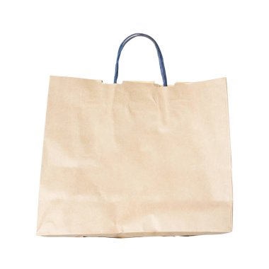 Beyaz arka planda izole edilmiş geri dönüştürülmüş kahverengi kağıt alışveriş torbaları