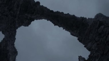 Templar Şövalyeleri kale Transcarpathia kalesi kalıntıları eski