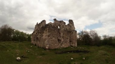 Templar Şövalyeleri kale Transcarpathia kalesi kalıntıları eski