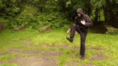 Öğretim antik sihirli Hint movementthe ilk serisi parkta gösterir: genel plan, orta atış, yakın çekim