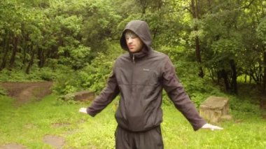 Öğretim antik sihirli Hint movementthe ilk serisi parkta gösterir: genel plan, orta atış, yakın çekim