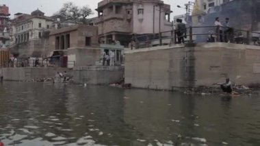 Varanisi, Hindistan'da Ghat, ceset yakma