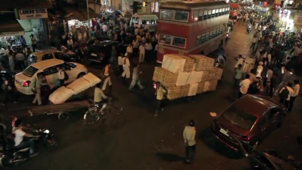 Ινδοί στους δρόμους της Βομβάη, Ινδία. — Αρχείο Βίντεο
