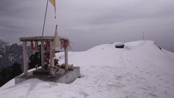 Ορεινά τοπία στην Νταραμσάλα, Himachal Pradesh, Ινδία — Αρχείο Βίντεο