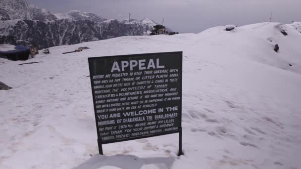 Berglandschappen in Dharamsala, Himachal Pradesh, India — Stockvideo