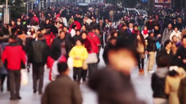 Busy Crowds Traffic on Nanjing Road, Shanghai — Stock Video