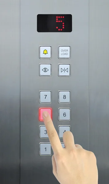 Hand druk op 5 vloer in Lift — Stockfoto