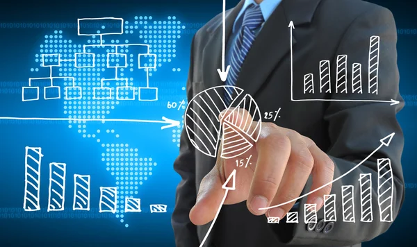 Empresário mão empurrando um gráfico de negócios em uma tela de toque inte — Fotografia de Stock