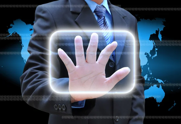 Hand knop te duwen op een touch-screen interface — Stockfoto