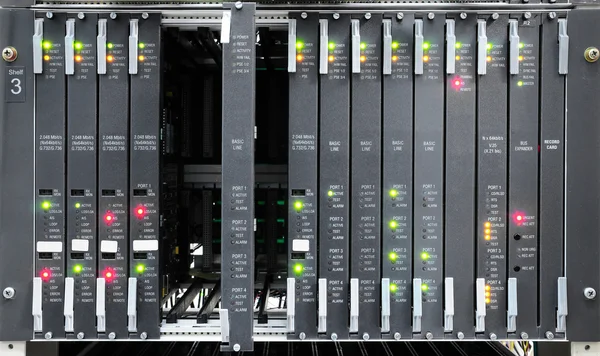 Kommunikation och internet network serverrum — Stockfoto