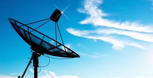 Antena satélite — Fotografia de Stock